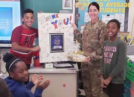 Air Force Major Visits WMS